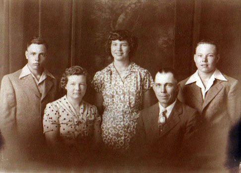 Bantz, John, (Schad) Elenora, & Family