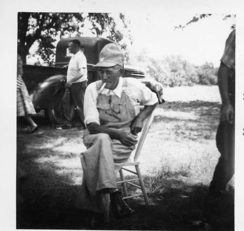 Joe McCracken, Ed McCracken (background)