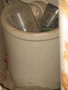 Joe & Nellie McCracken Large Crock